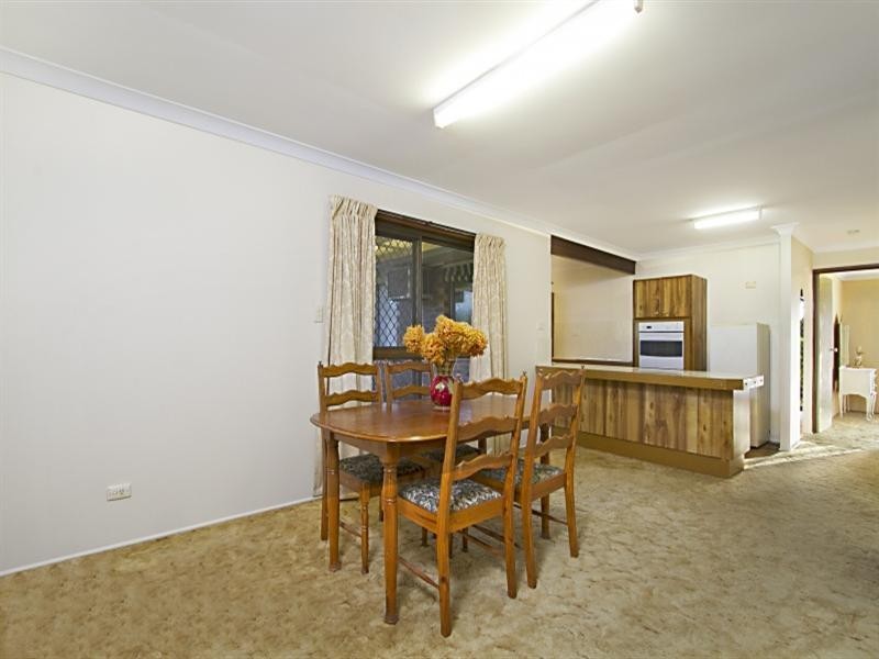 21 Petringa Crescent, Springwood QLD 4127