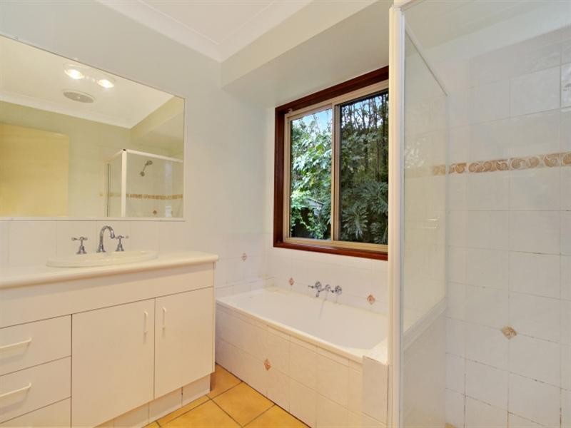 7 Silver Court, Tanah Merah QLD 4128