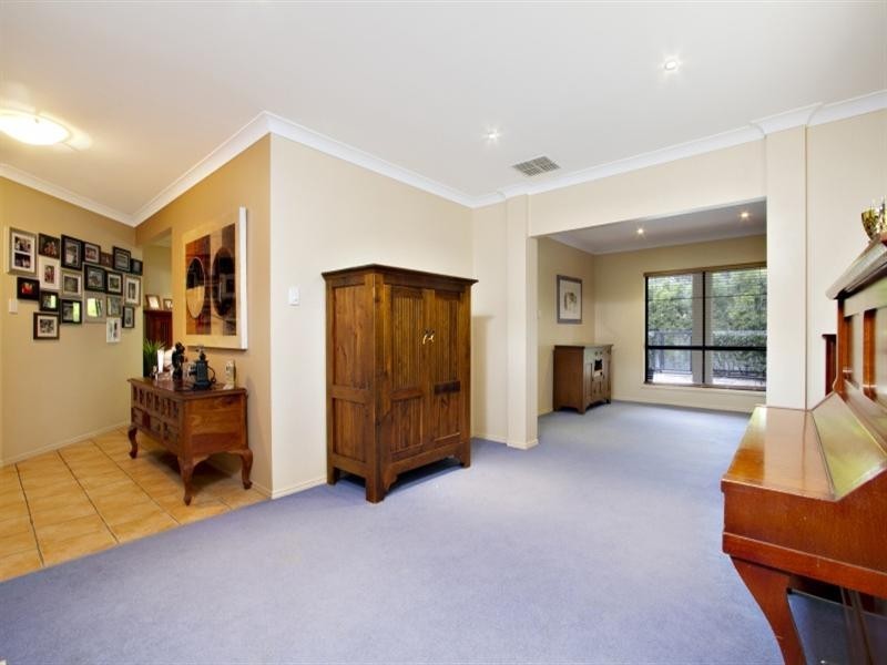 18 Riviera Court, Cornubia QLD 4130