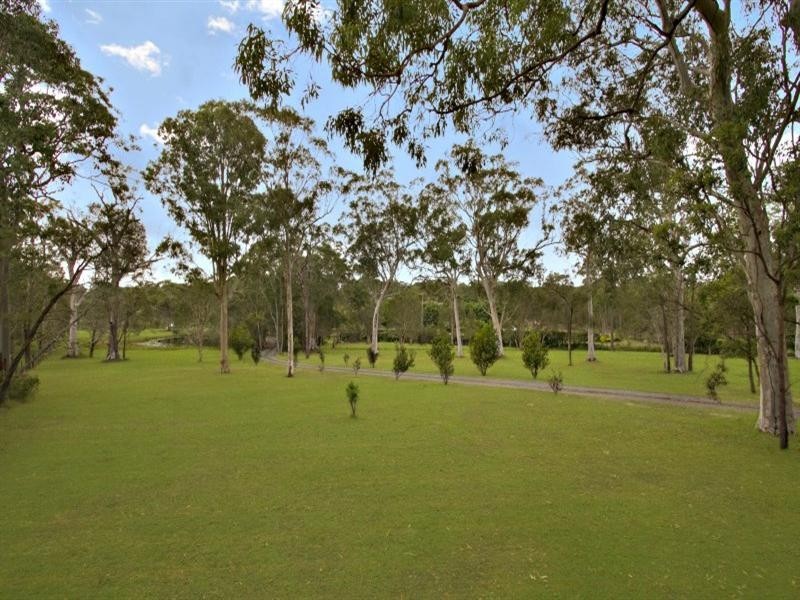 66-72 Solway Crescent, Carbrook QLD 4130