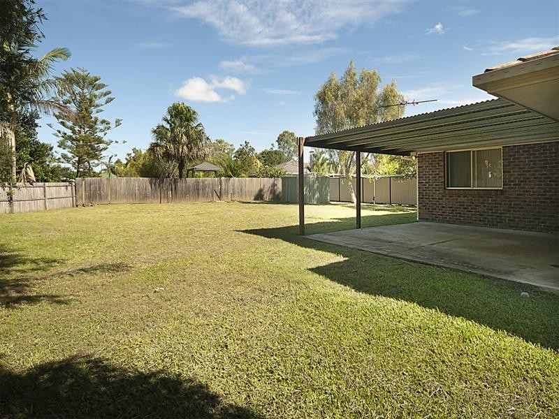 10 Sabak Street, Tanah Merah QLD 4128