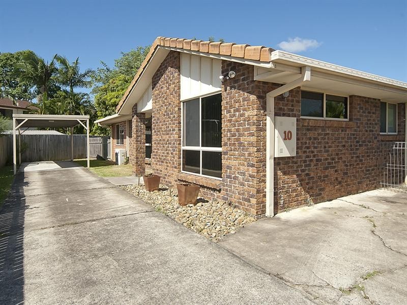 10 Sabak Street, Tanah Merah QLD 4128