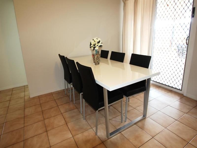 51 Kiewa Drive, Loganholme QLD 4129