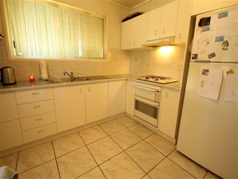 27 Burrigan Street, Woodridge QLD 4114