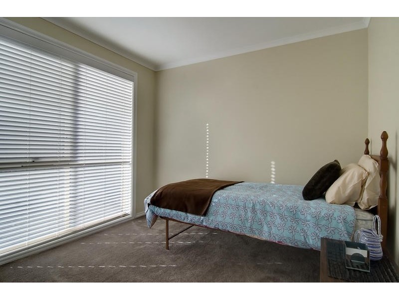 66 Clarendon Drive, Somerville VIC 3912