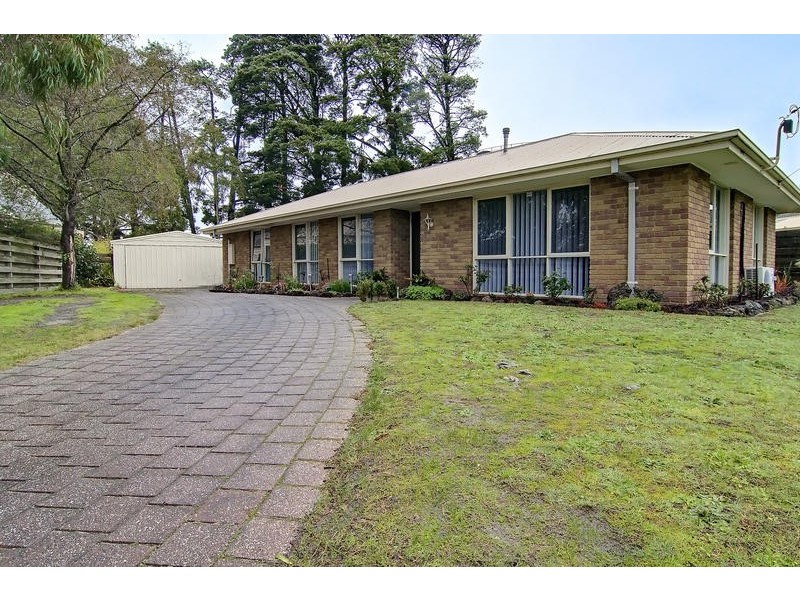 4 Sussex Court, Somerville VIC 3912