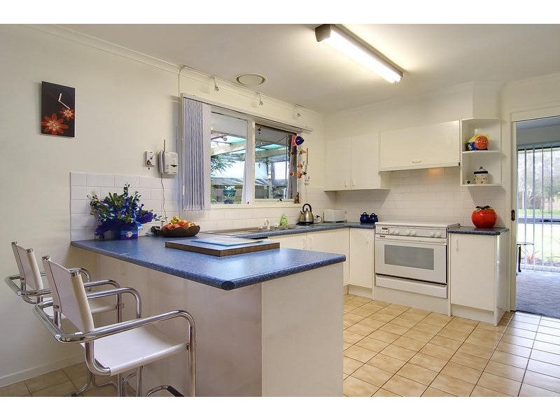 4 Sussex Court, Somerville VIC 3912