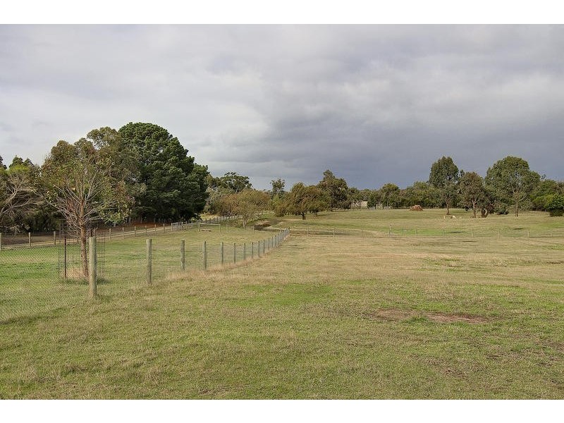 145 Victoria Road, Pearcedale VIC 3912