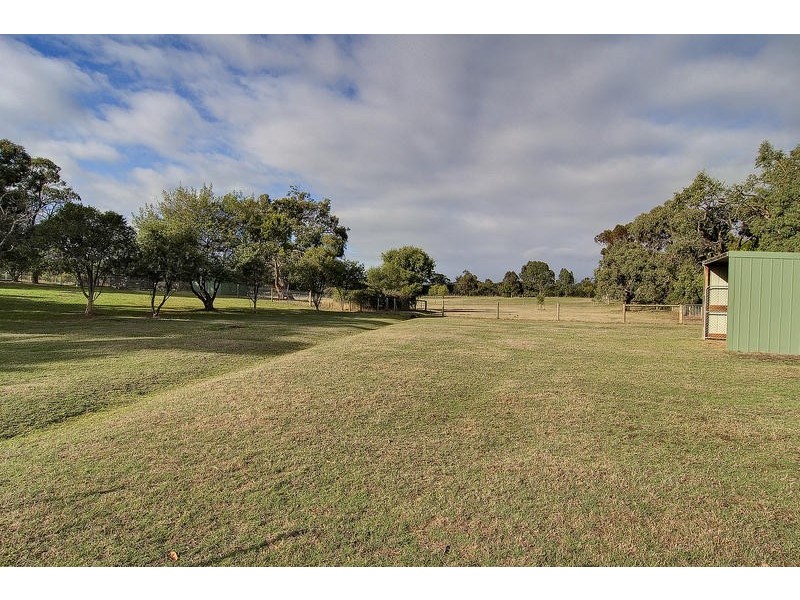 145 Victoria Road, Pearcedale VIC 3912