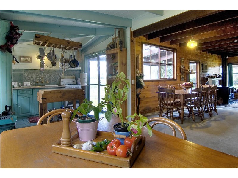 105 Tyabb Tooradin Road, Somerville VIC 3912