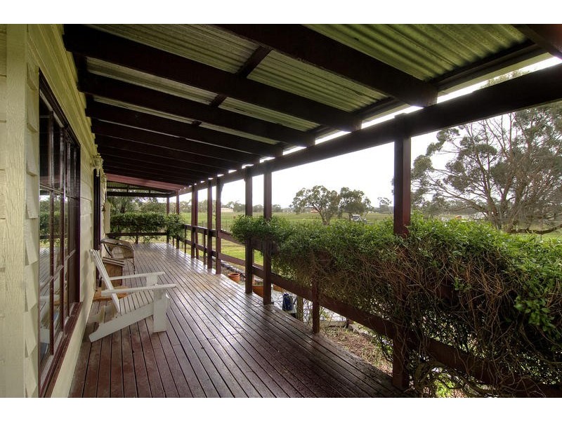 105 Tyabb Tooradin Road, Somerville VIC 3912