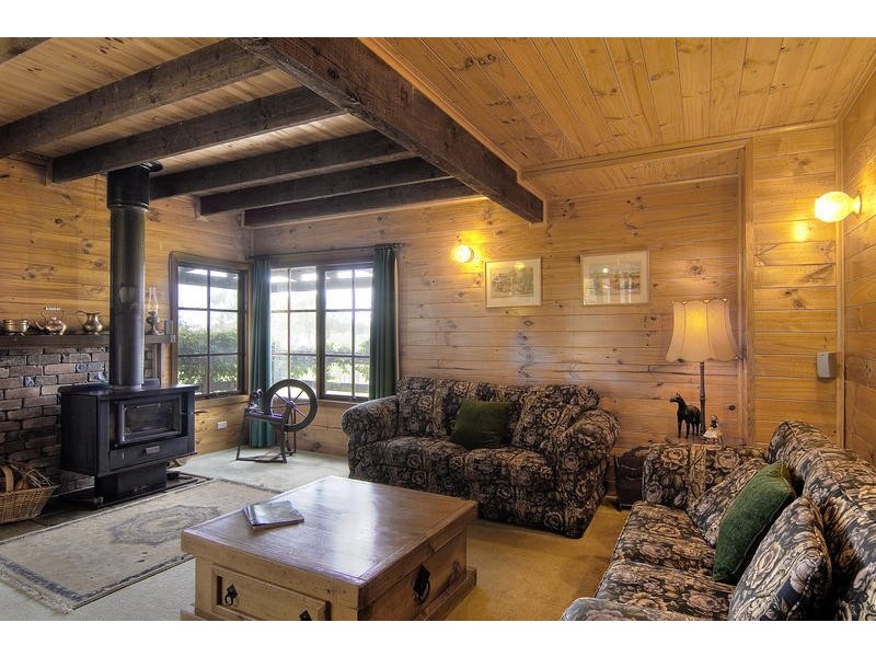 105 Tyabb Tooradin Road, Somerville VIC 3912