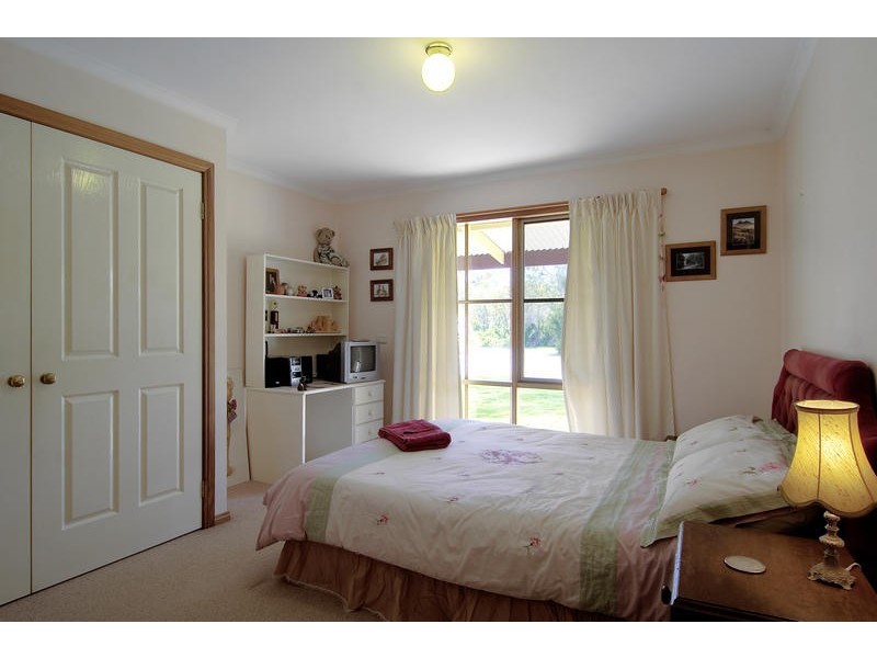 140 Victoria Road, Pearcedale VIC 3912