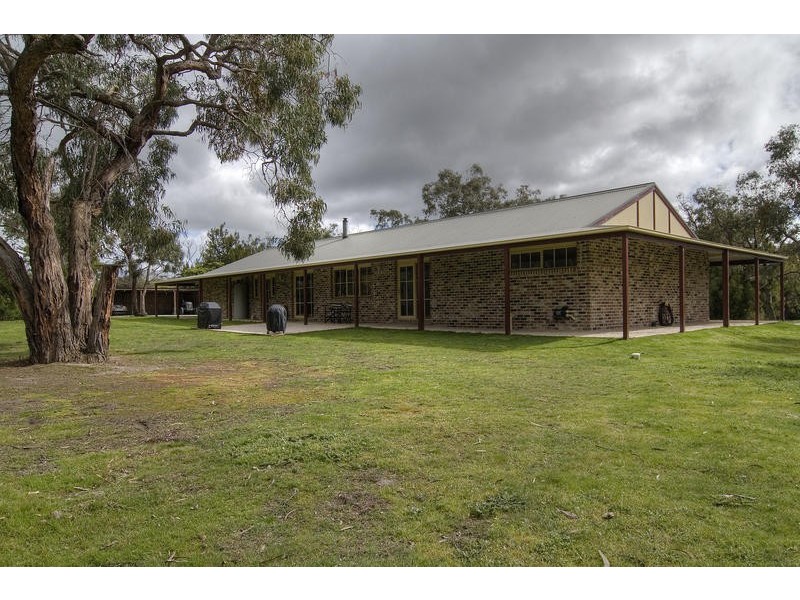 140 Victoria Road, Pearcedale VIC 3912
