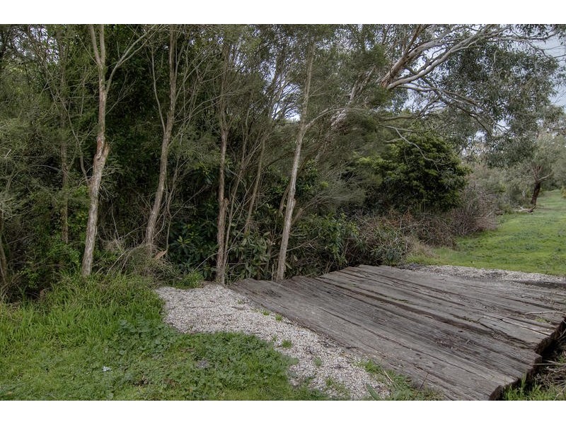 140 Victoria Road, Pearcedale VIC 3912