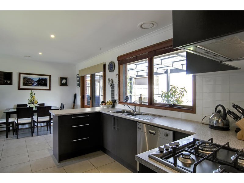 24 Austral Crescent, Baxter VIC 3911