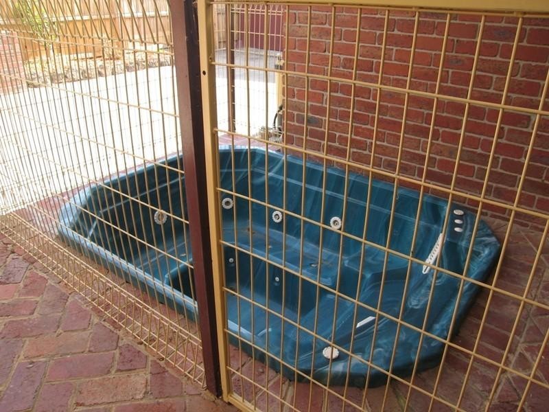 64 Clarendon Drive, Somerville VIC 3912