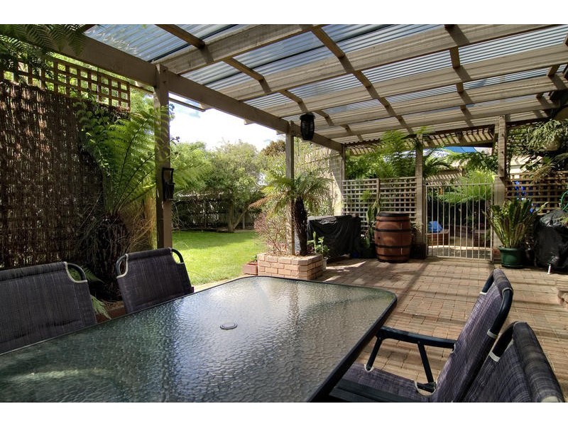 102 Eramosa Road East, Somerville VIC 3912