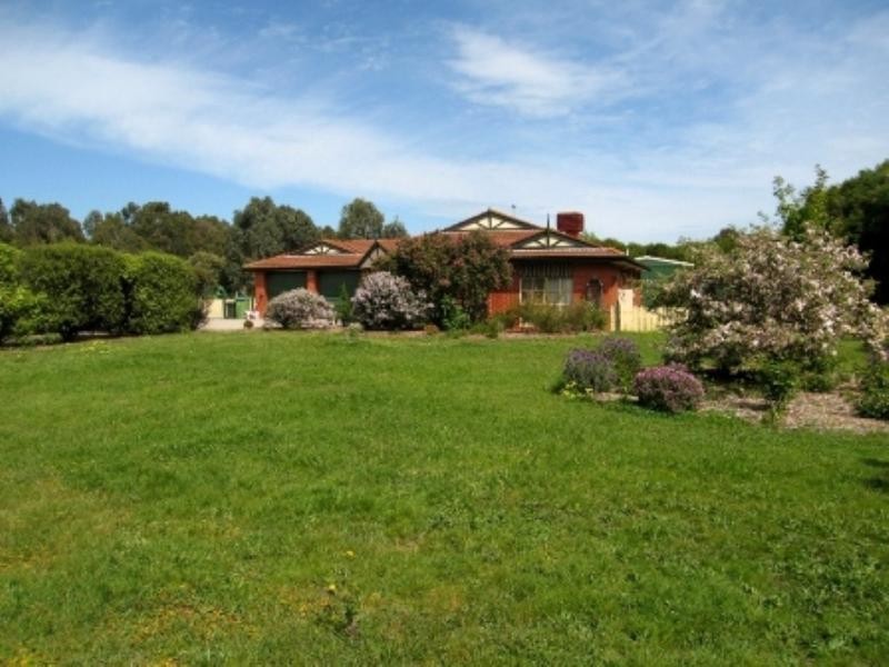 49 Gomms Road, Somerville VIC 3912