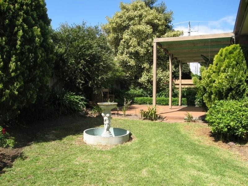 10 Clarendon Drive, Somerville VIC 3912