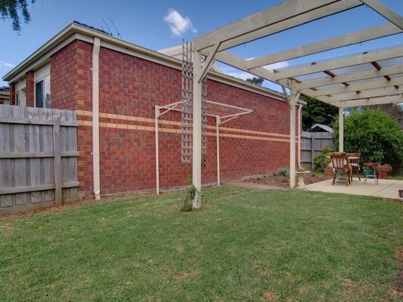 1/11 Raymond Street, Somerville VIC 3912