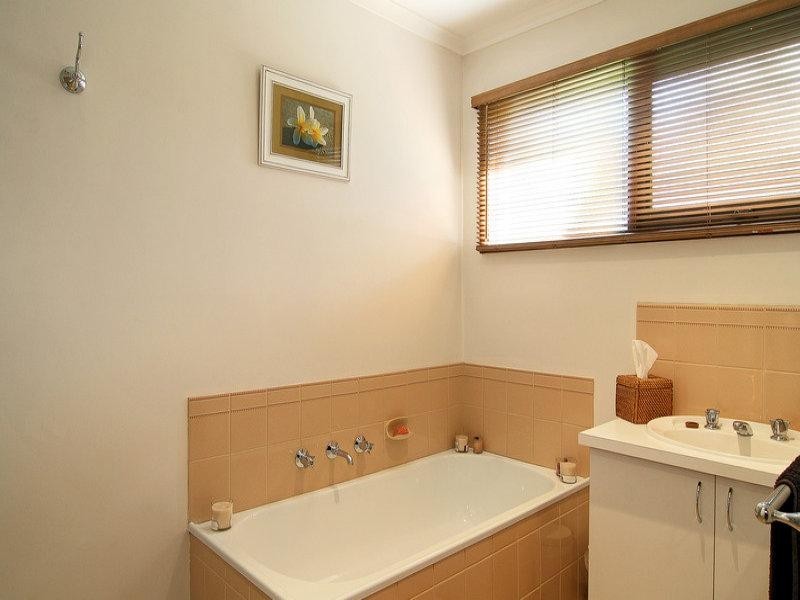 30 Robert Street, Somerville VIC 3912