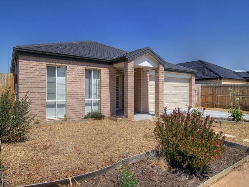 12 Londres Way, Tyabb VIC 3913