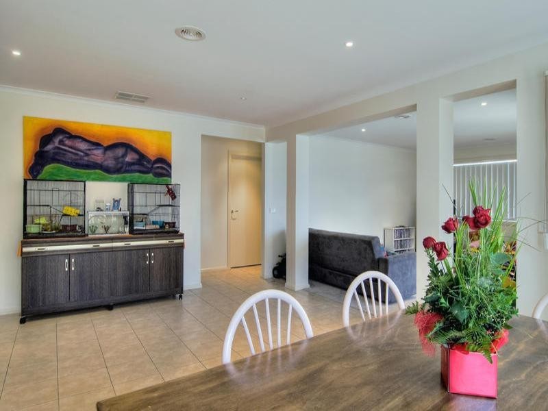 12 Londres Way, Tyabb VIC 3913