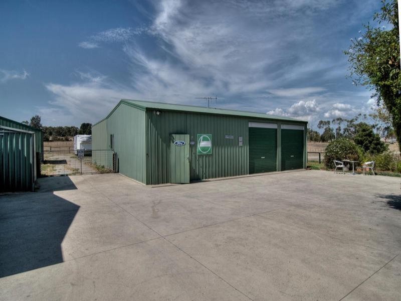 140 Eramosa Road East, Somerville VIC 3912
