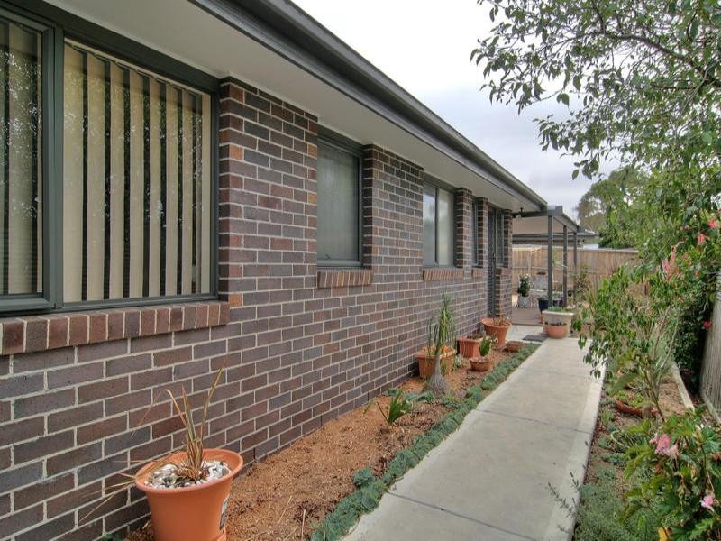 1/2 One Chain Road, Somerville VIC 3912