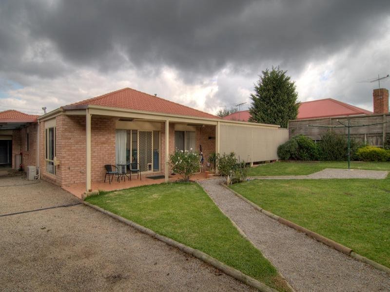 17 Robert Street, Somerville VIC 3912