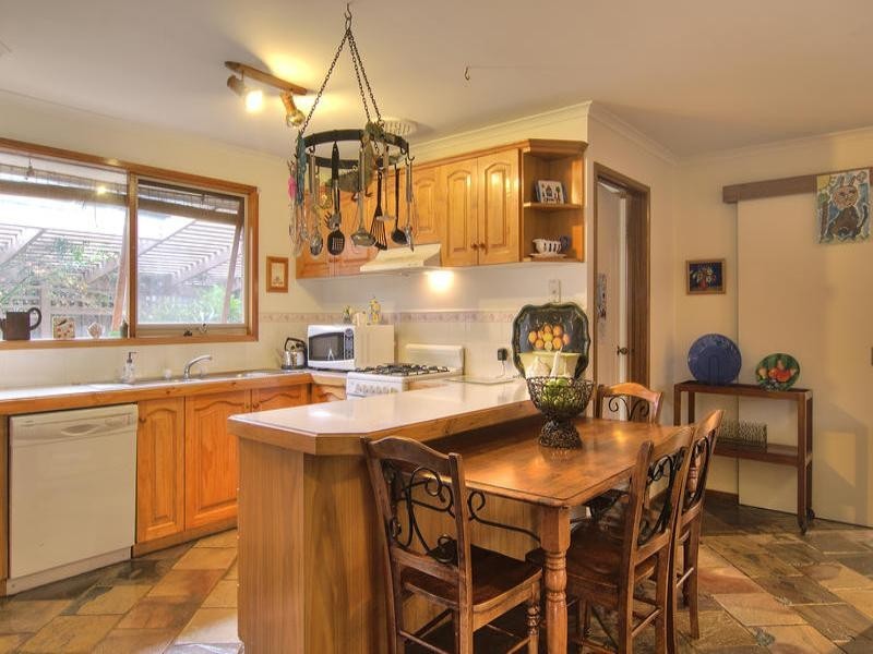 5 Unthank Court, Somerville VIC 3912