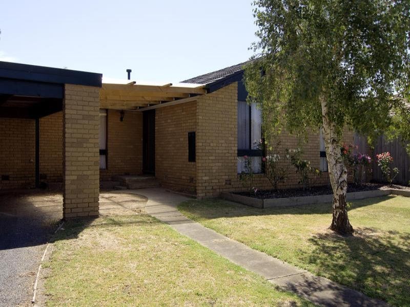 12 Sinclair Street, Somerville VIC 3912