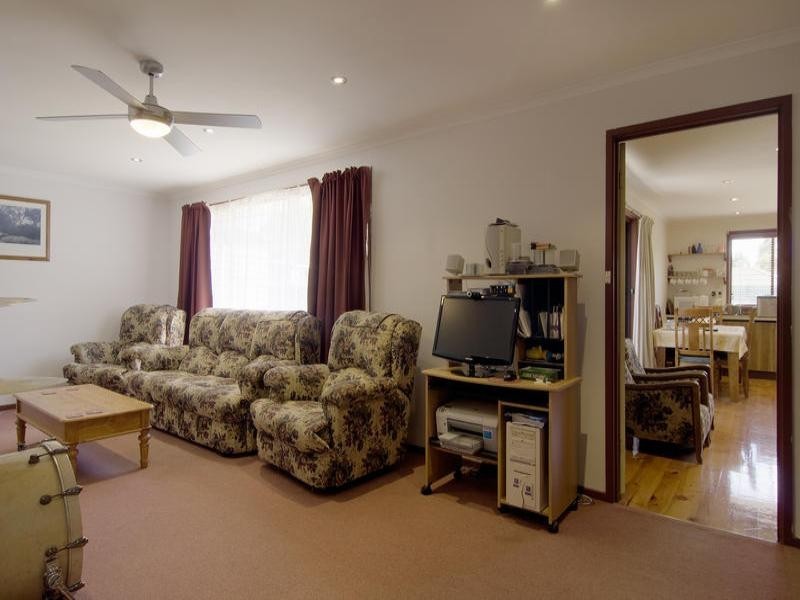 12 Sinclair Street, Somerville VIC 3912