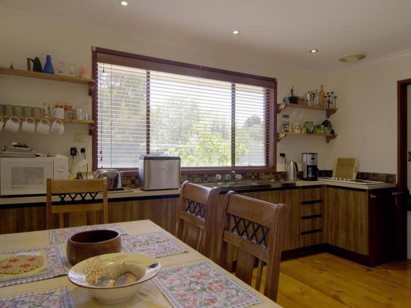 12 Sinclair Street, Somerville VIC 3912