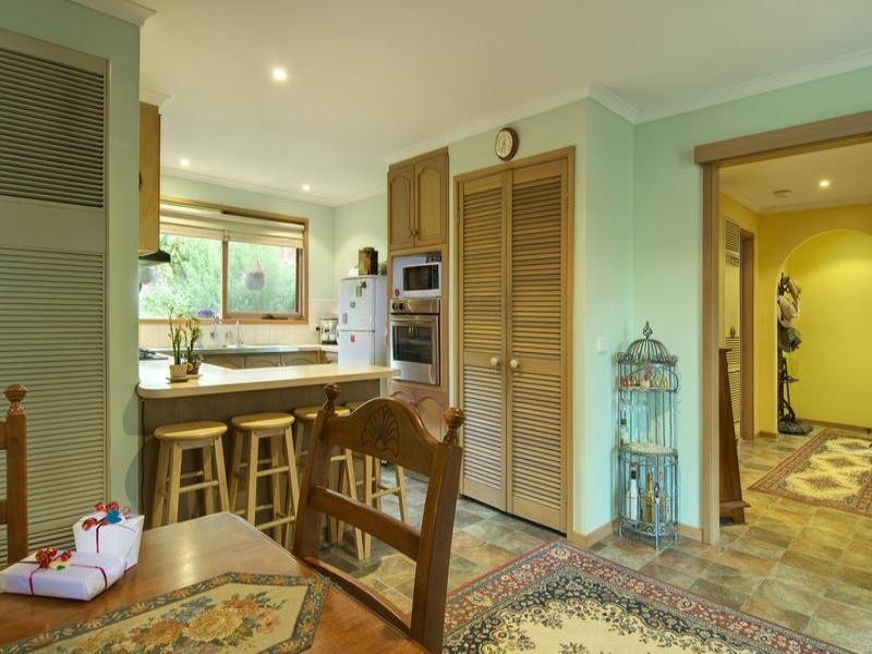 12 Elaine Court, Somerville VIC 3912