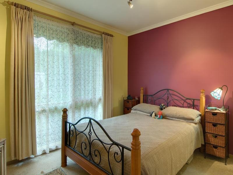 12 Elaine Court, Somerville VIC 3912