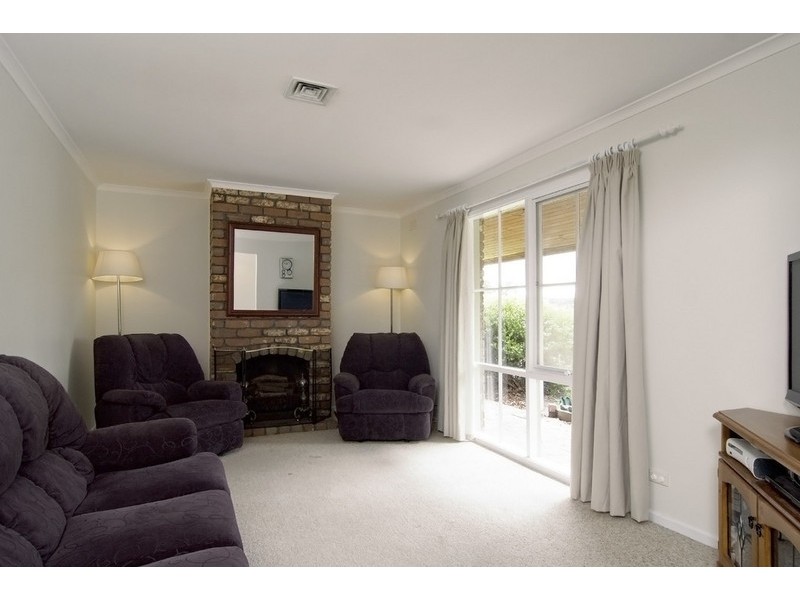 29 Deanswood Drive, Somerville VIC 3912