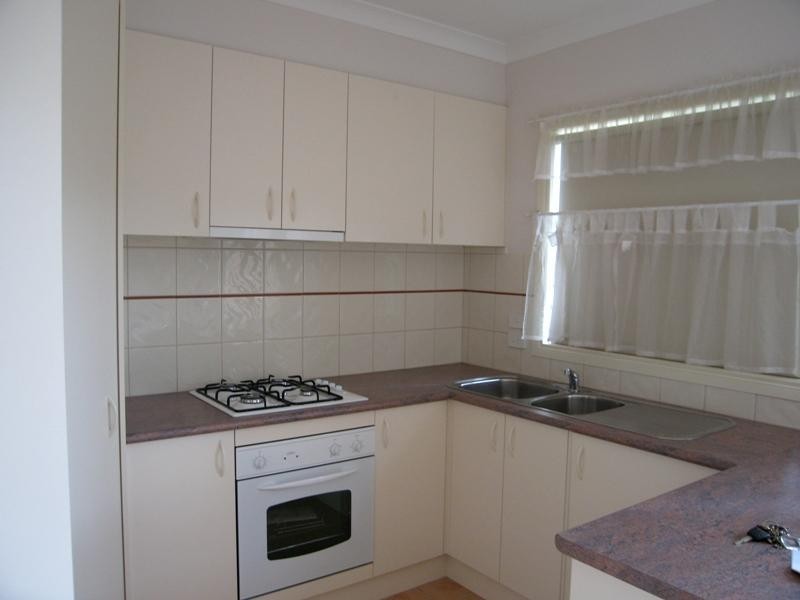 6/21 Raymond Street, Somerville VIC 3912