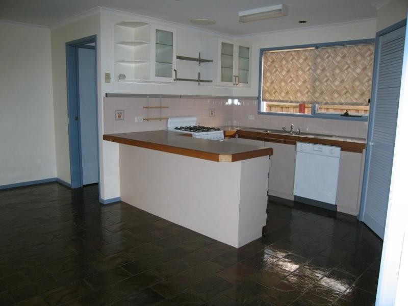 64 Clarendon Drive, Somerville VIC 3912