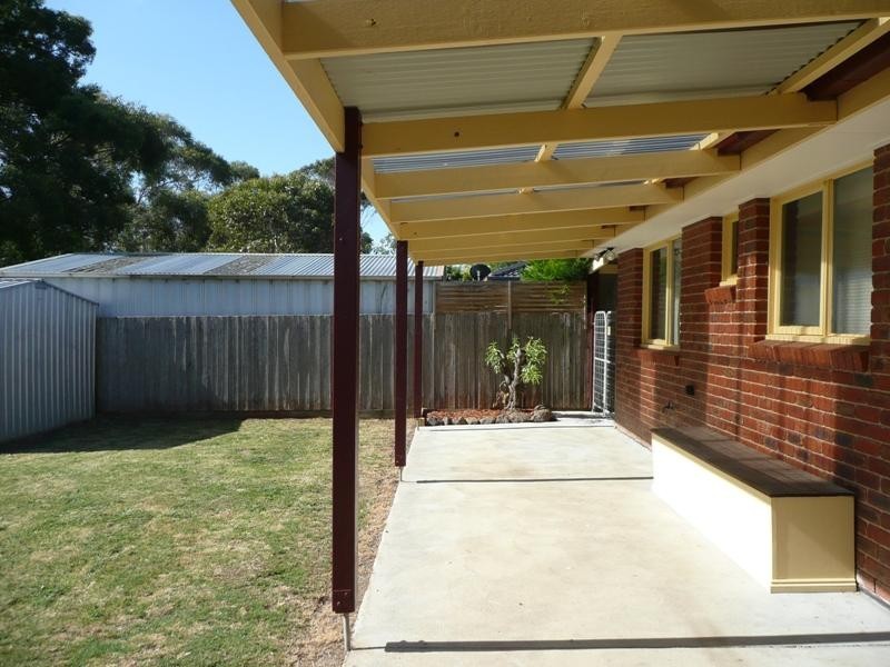 64 Clarendon Drive, Somerville VIC 3912