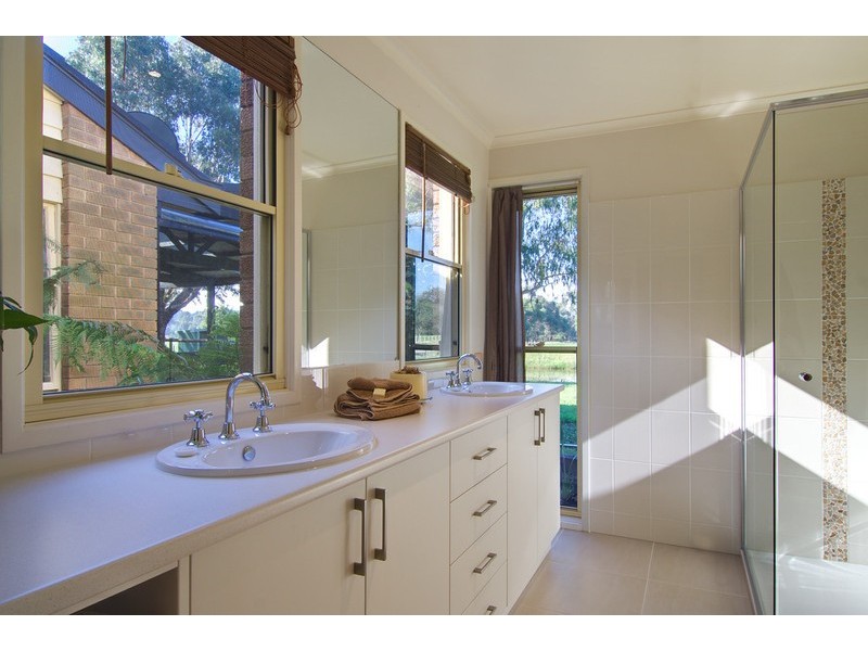 Moorooduc VIC 3933