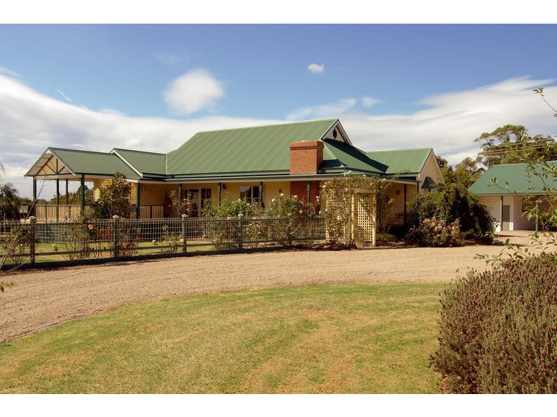 1 Peach Grove, Tyabb VIC 3913