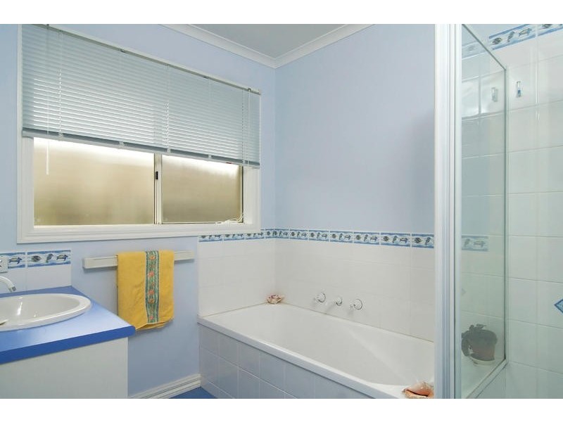 4 Ronald Court, Somerville VIC 3912