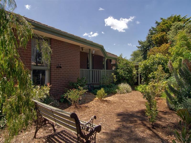 2 Owen Court, Somerville VIC 3912