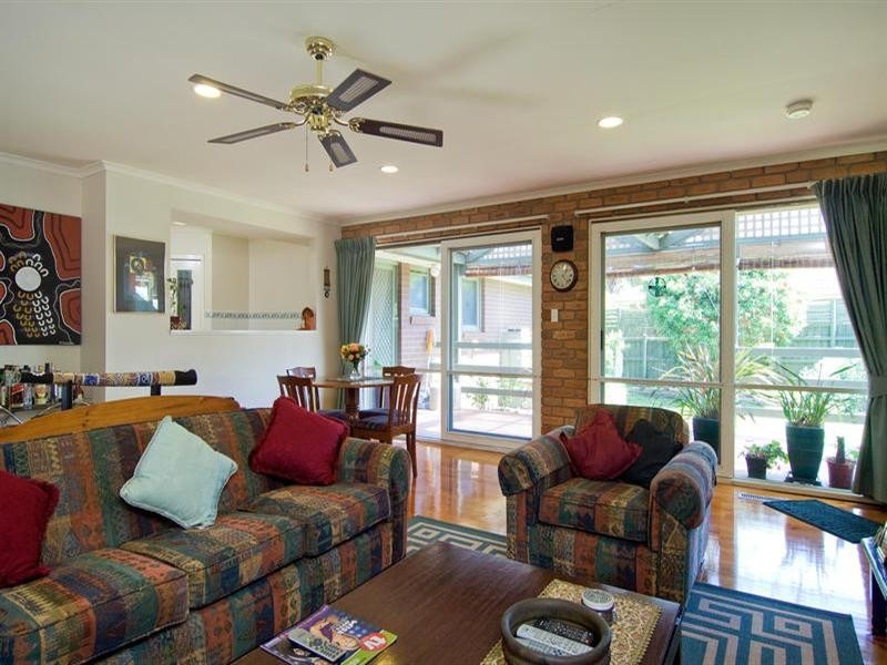 2 Owen Court, Somerville VIC 3912