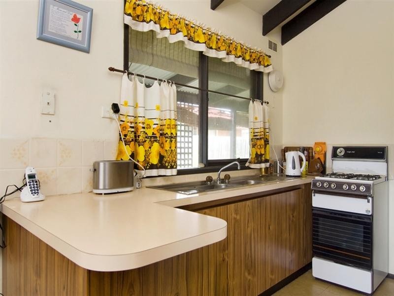 4 Majestic Drive, Somerville VIC 3912