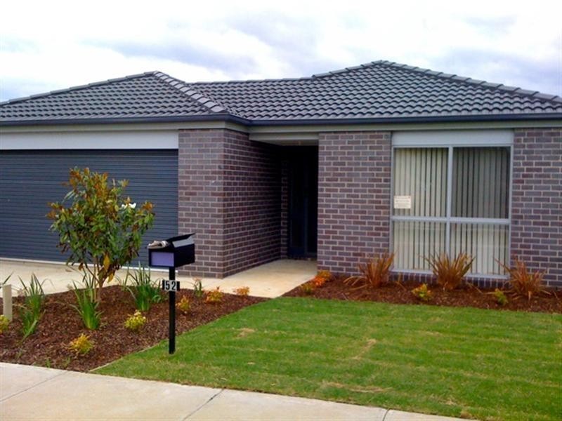 52 Herbert Road, Carrum Downs VIC 3201