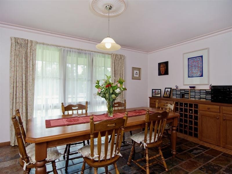 6 Bushy Court, Somerville VIC 3912