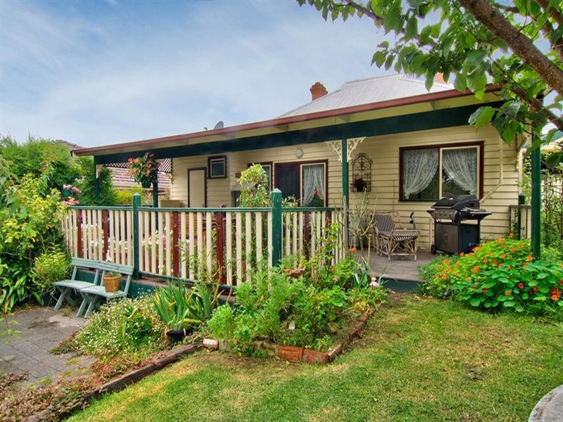38 Eramosa Road East, Somerville VIC 3912